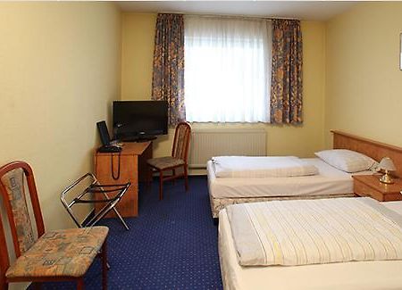 Albatros Airport Hotel Moerfelden-Walldorf Room photo