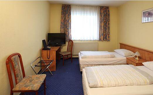 Albatros Airport Hotel Moerfelden-Walldorf Room photo